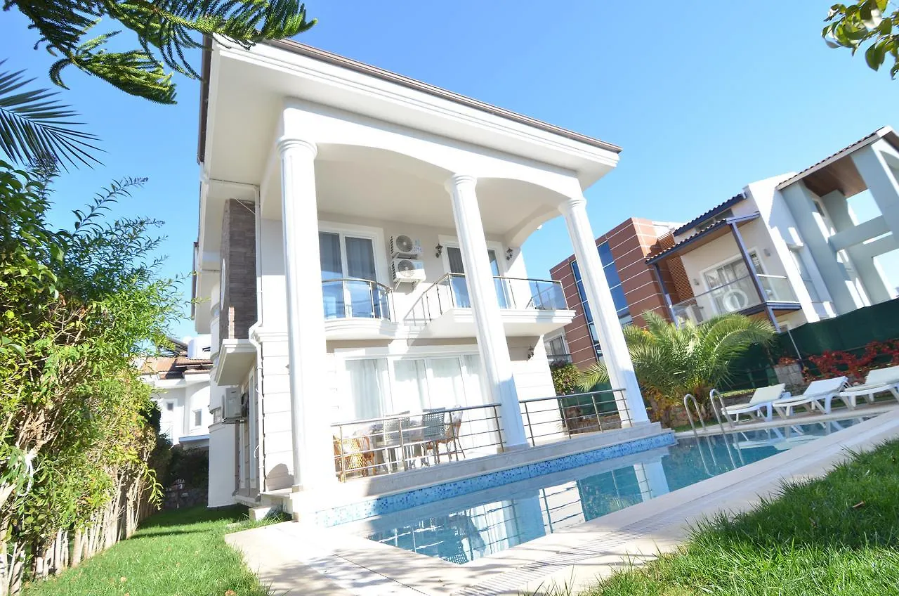 New Age Beach Breeze Luxury Villas Fethiye