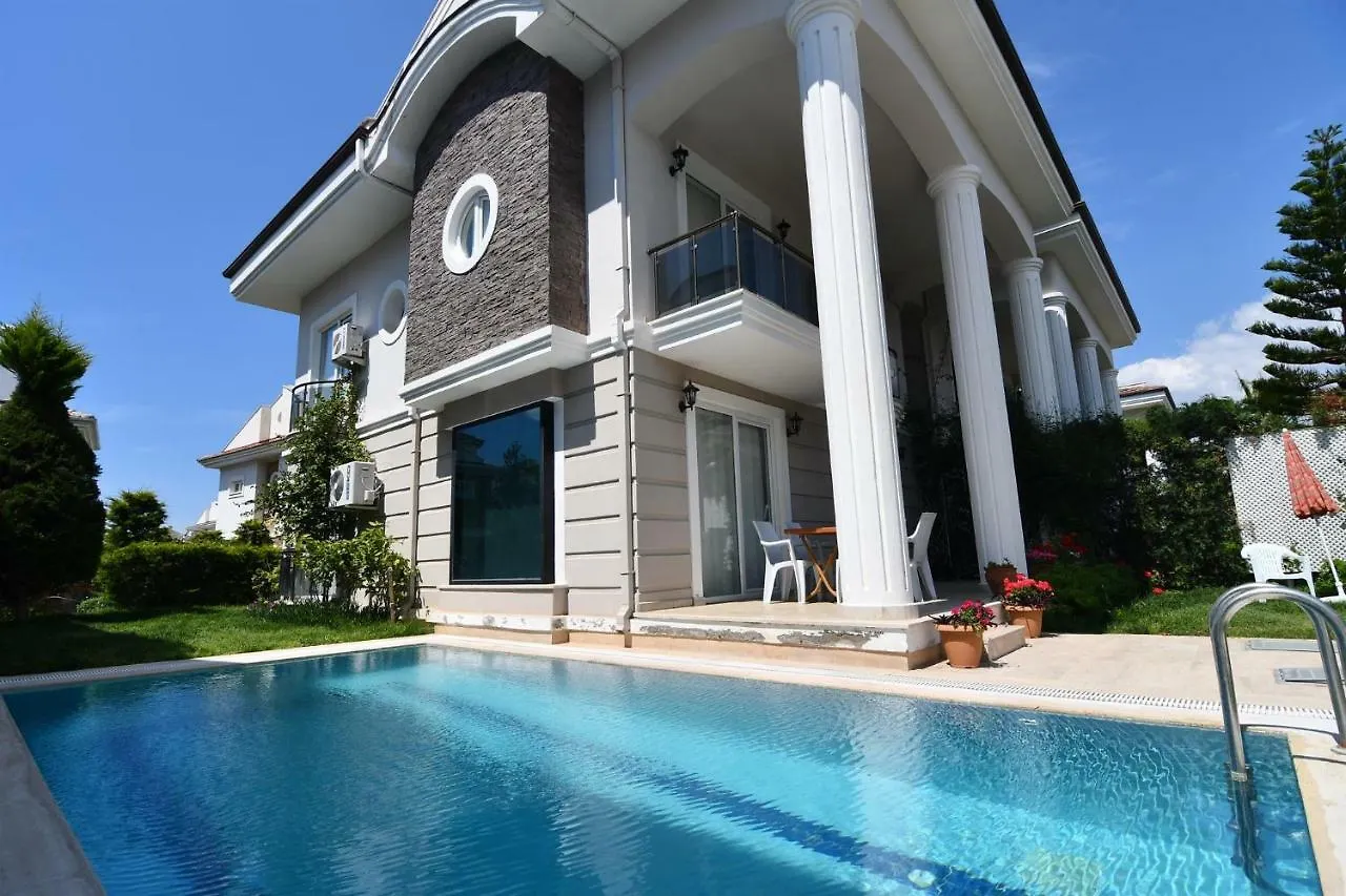 New Age Beach Breeze Luxury Villas Fethiye