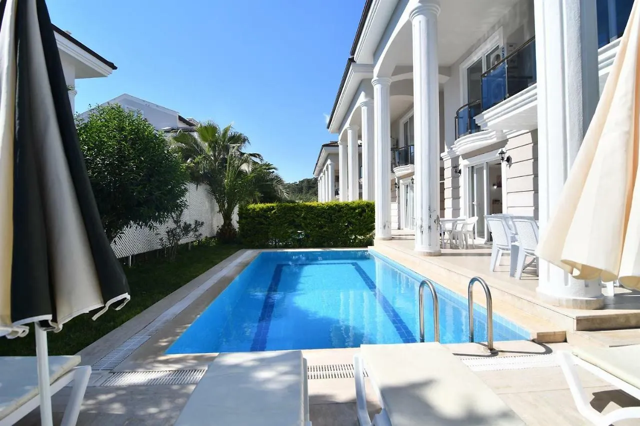 New Age Beach Breeze Luxury Villas Fethiye