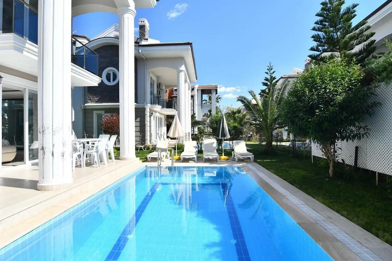 New Age Beach Breeze Luxury Villas Fethiye