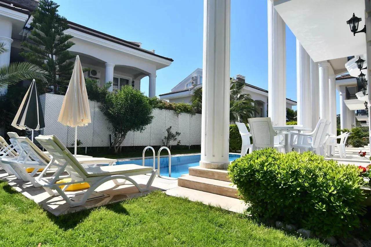 New Age Beach Breeze Luxury Villas Fethiye